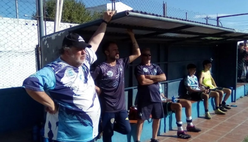 Siguen los movimientos de entrenadores en el ftbol local